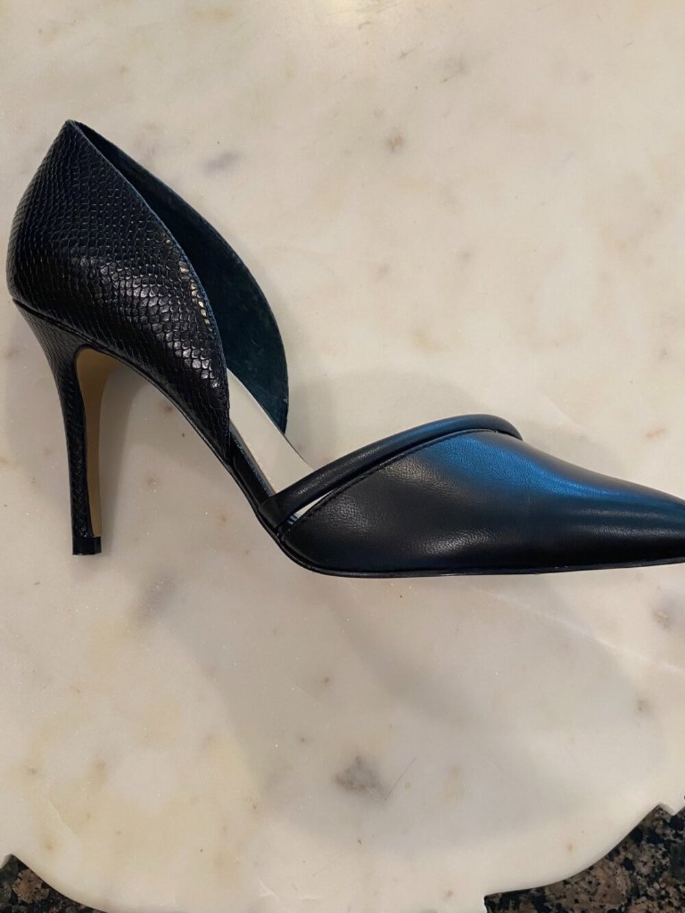 Vince Camuto Adelia Black Pointed Toe d'Orsay Heel w/ Faux Snakeskin Womens 7.5 - Picture 7 of 10